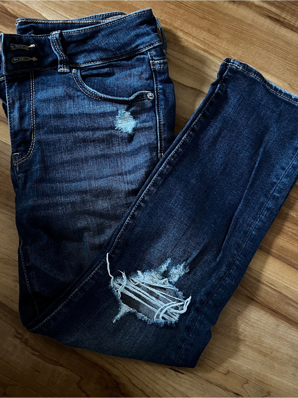 American Eagle Outfitters Dark Blue Distressed Skinny Jeans